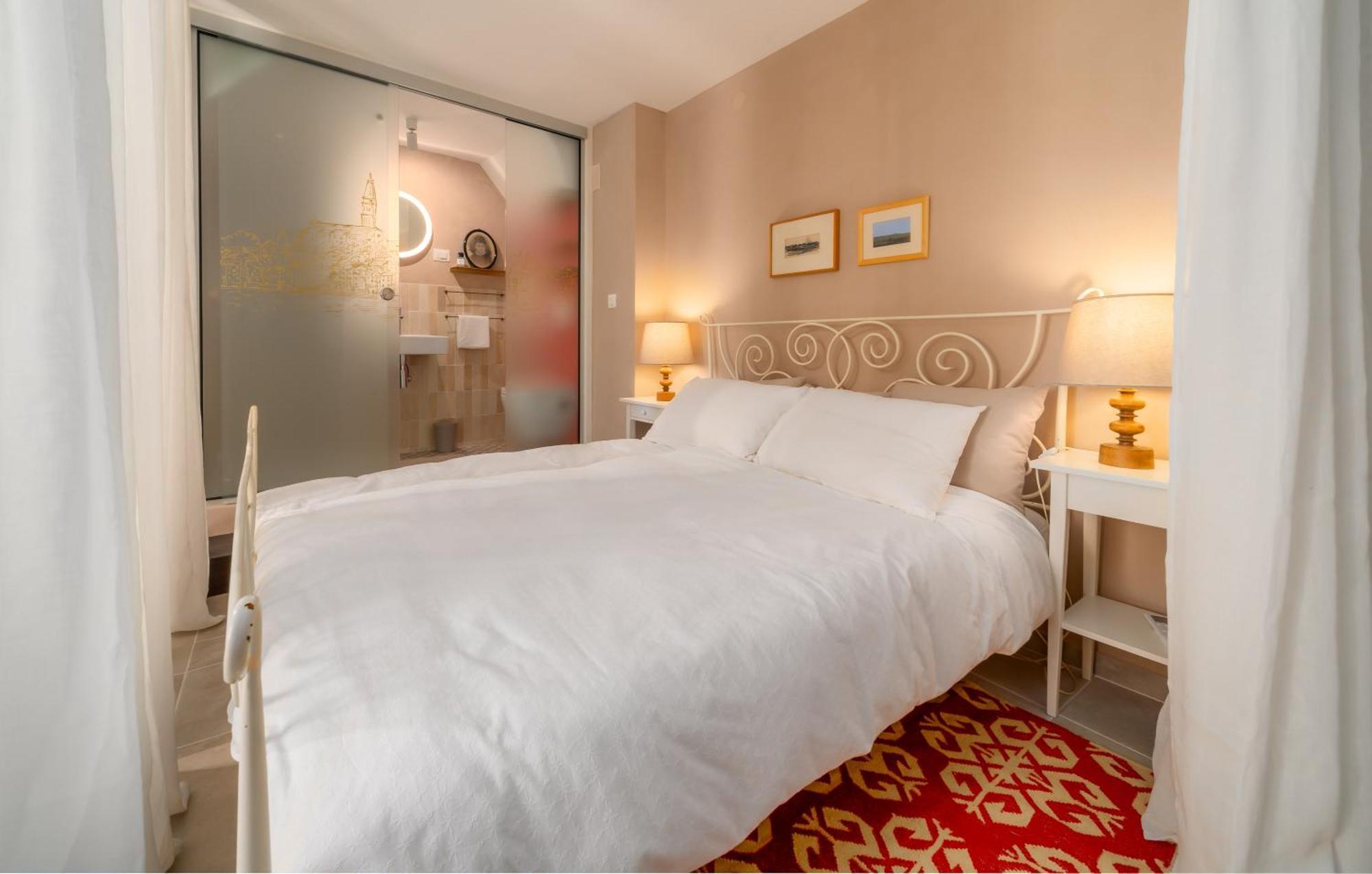 Montalbano Gem - Heritage Studio With Airy Vibes Ровинь Экстерьер фото